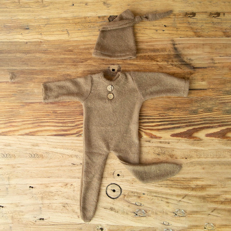 Set Đồ 2 Món Gồm Áo Liền Quần + Nón + Băng Cài Đầu Làm Phụ Kiện Chụp Ảnh Cho Bé Sơ Sinh