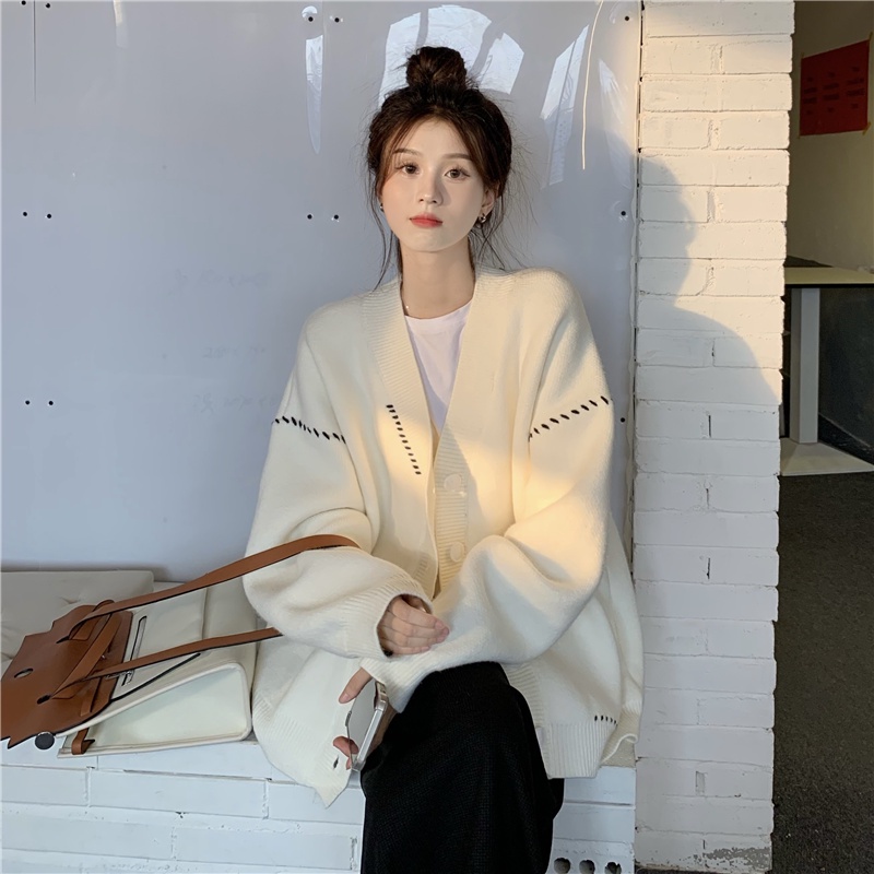 Áo khoác cardigan IELGY dệt kim dài tay dáng rộng màu be phong cách Nhật Bản cho nữ