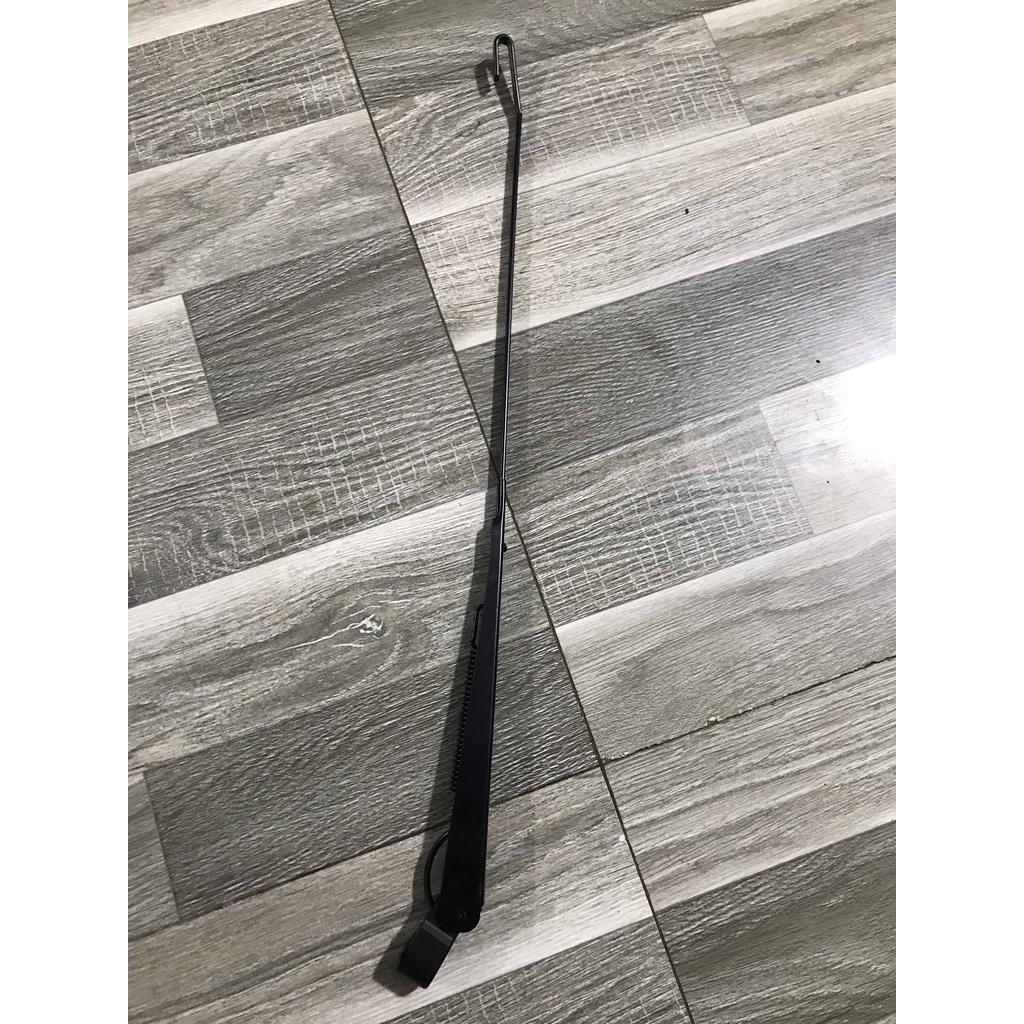 Sản phẩm gia đình làm:  Cần gạt mưa dài 55cm lỗ phi 8