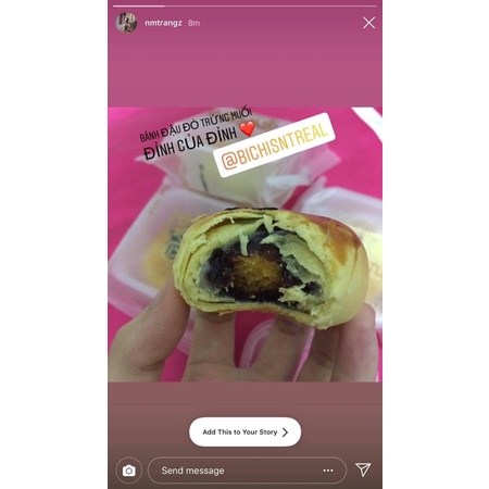 Bánh Trung Thu đậu đỏ trứng muối