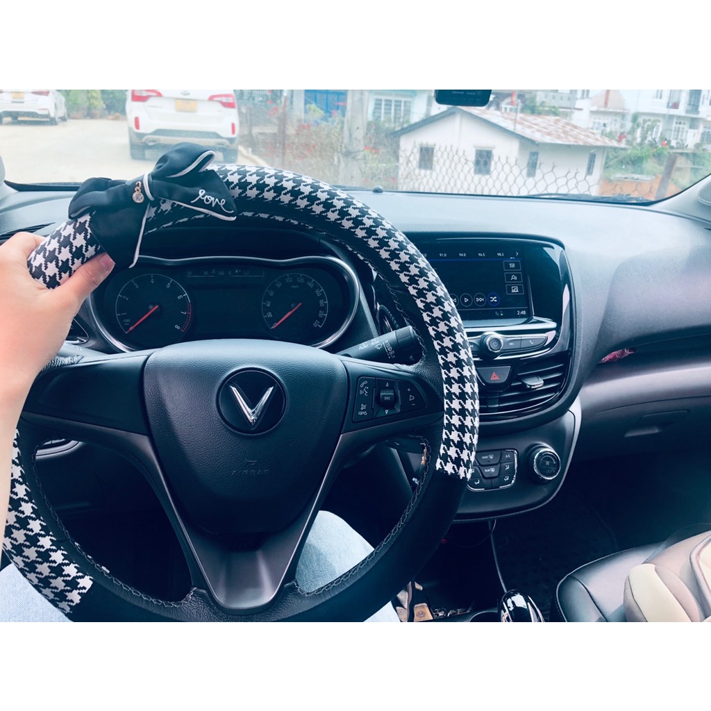 Bọc Vô Lăng Trang Trí Xe Ô Tô Họa Tiết Nanh Sói Houndstooth Nữ Tính
