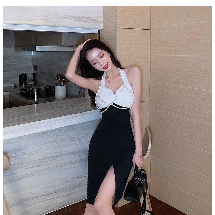 Đầm Dài Hai Dây Xẻ Tà Đính Ngọc Trai Màu Trắng Đen Gợi Cảm Cho Nữ