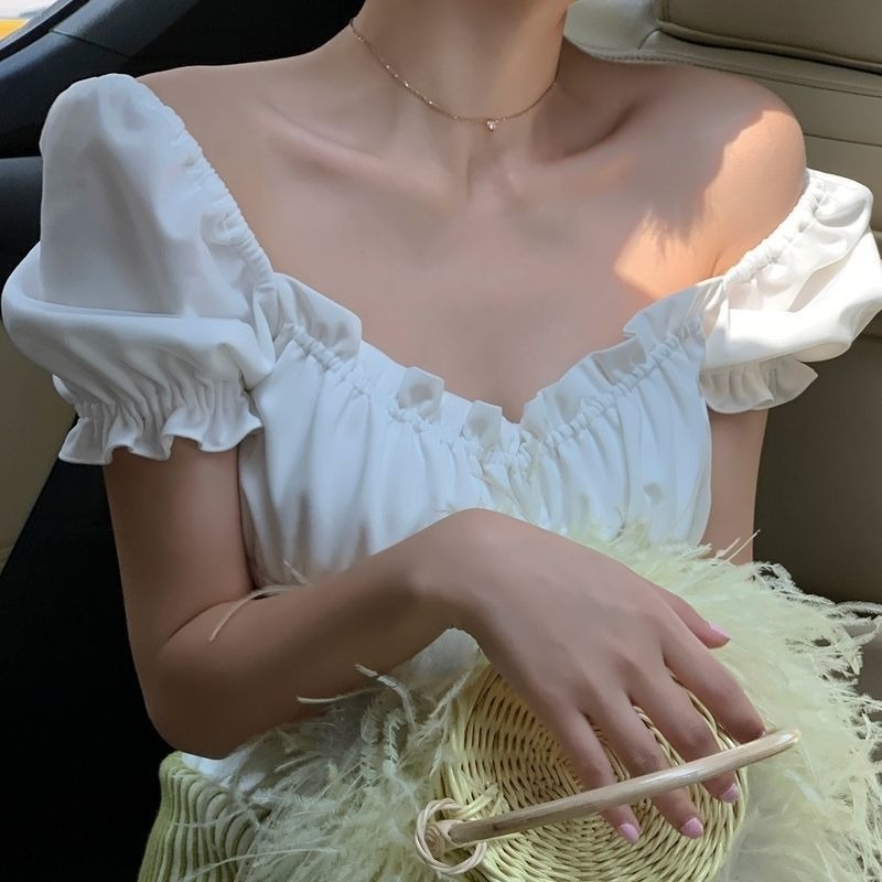 Áo Sơ Mi Trắng Tay Ngắn Phồng Cổ Vuông Xếp Ly Dáng Ôm Thời Trang Mùa Hè Hàng Mới Dành Cho Bạn Nữ