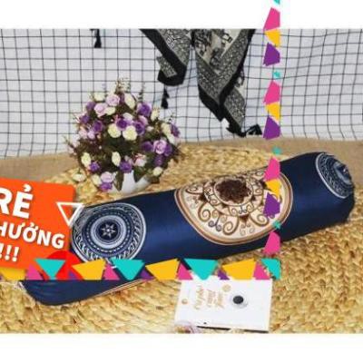 D 1 chiếc vỏ gối ôm poly cotton người lớn kích thước 35x105cm được chọn mẫu .