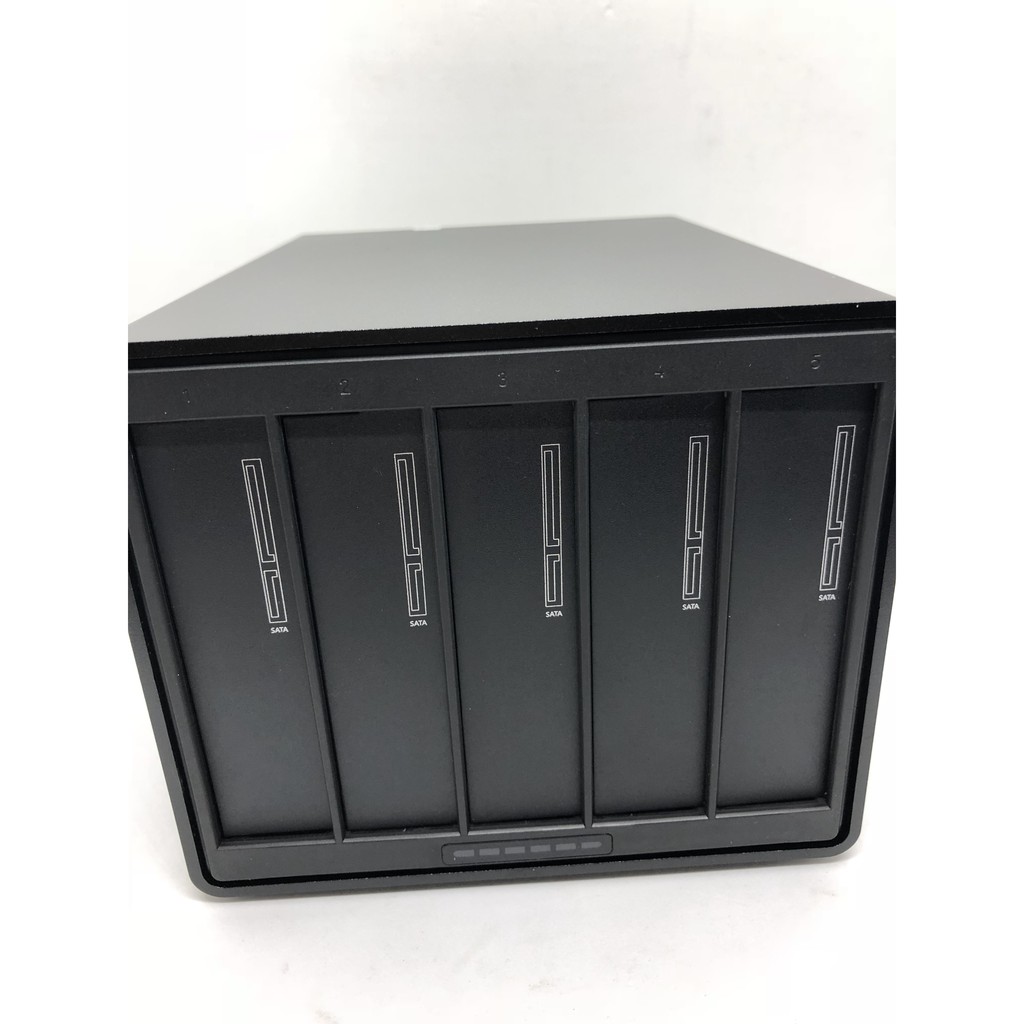 Hộp đựng 5 ổ cứng 3.5 ORICO NS500RU3, USB 3.0, vỏ nhôm, có quạt. (Đen) | BigBuy360 - bigbuy360.vn