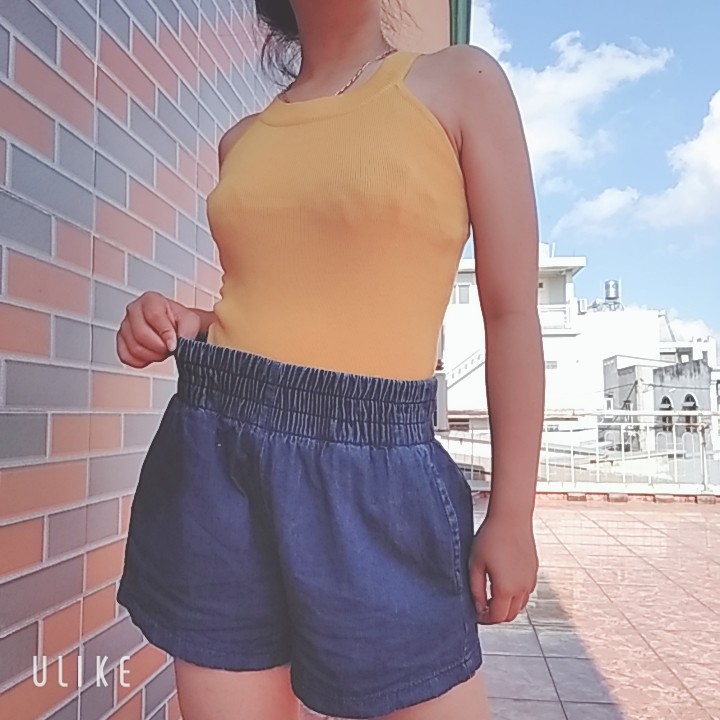 áo len cổ yếm