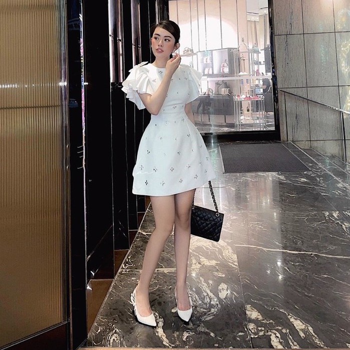 Đầm Dáng Xòe ❤️FREESHIP❤️ Cổ Tròn Tay Ngắn Đính Hạt Nơ Vai