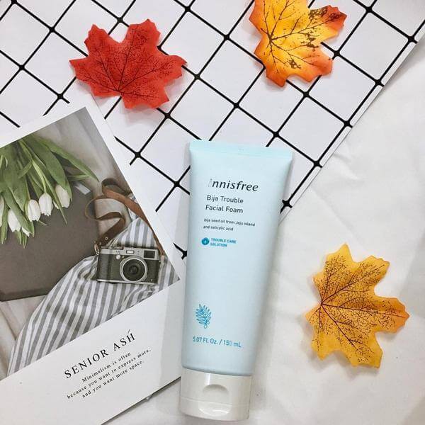 Sữa Rửa Mặt Innisfree Bija Trouble Facial Foam 150ml