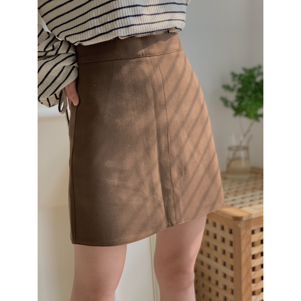 [Mã FADIRECT20 giảm 20K đơn 150K] Chân váy chữ A trơn 7621 SK82 1994CLOSET