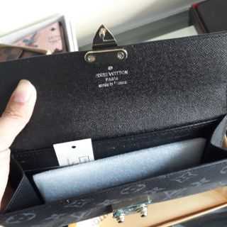 Ví lv khóa gạt FULLBOX