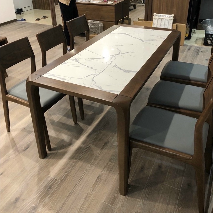 Bàn ăn mặt đá chân hươu