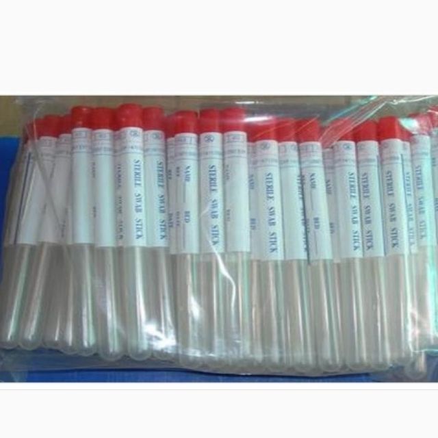 Que tăm bông lấy bệnh phẩm