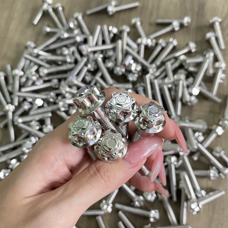 Ốc kiểu 8li trụ M3 Vua Miên inox 304 bắt pas heo, treo bô, gác chân