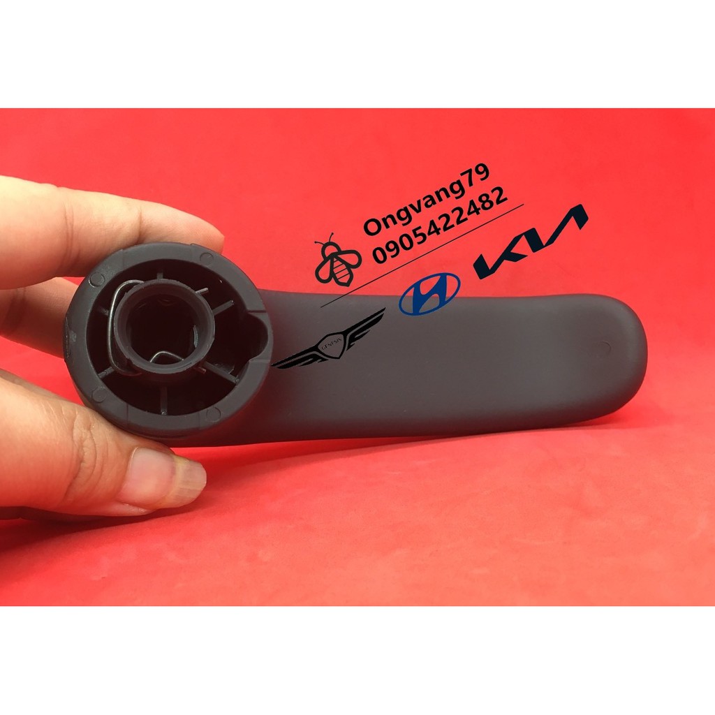 Tay mở cửa trong  xe Hyundai Starex - Ms: 836104D000WK