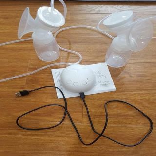 MÁY VẮT SỮA ĐIỆN ĐÔI REAL BUBEE