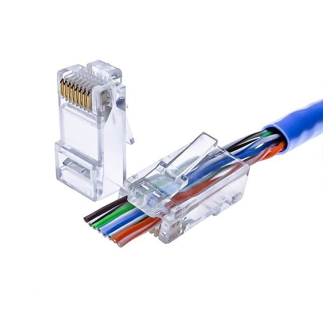 Dây cap mạng cat5e Gipco - cho hệ thống camera IP