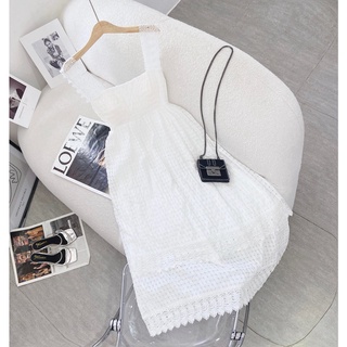 Đầm midi trắng dây vai xô ren hoa