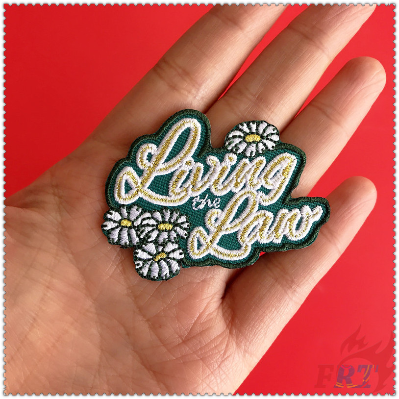 ✿ Sticker Ủi Thêu Chữ Love To Swap / Give Thanks / Living The Law / Daisy Days ✿ 1 Sticker Ủi Thêu Hình Huy Hiệu