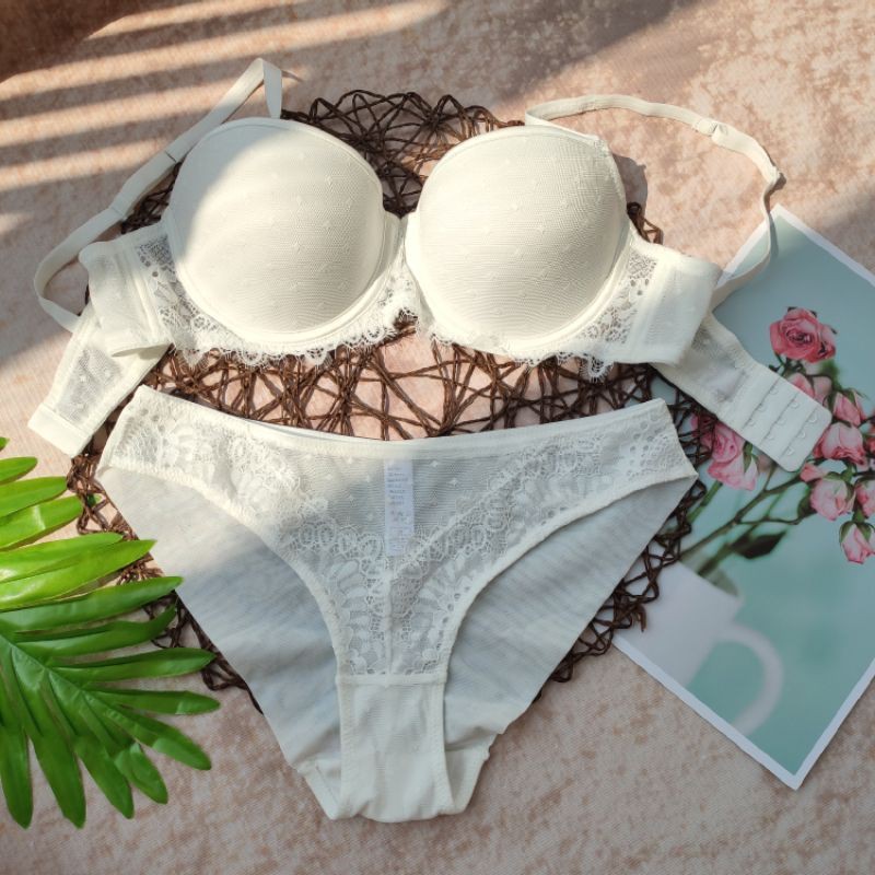 BỘ LÓT REN CÚP NGANG CÓ GỌNG | BigBuy360 - bigbuy360.vn