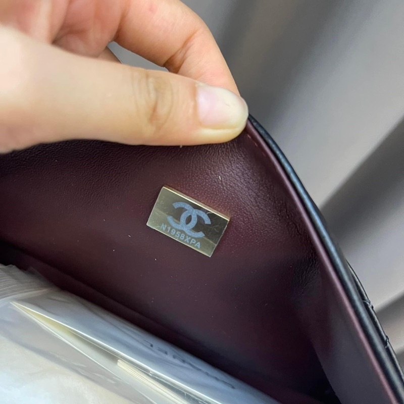 Túi Cha-nel màu đen