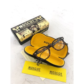 Mắt kính thời trang MOSCOT