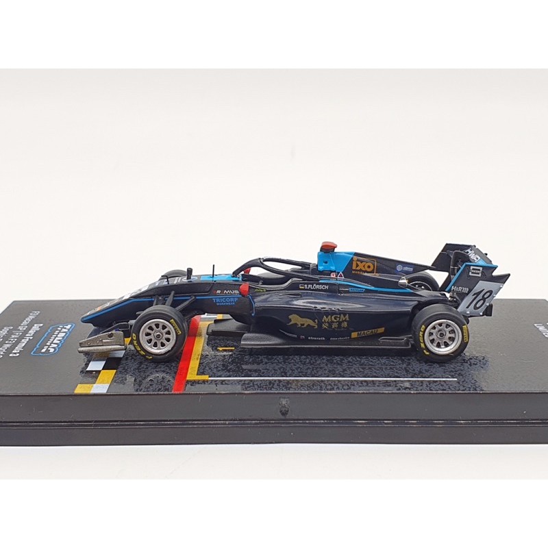 Xe Mô Hình Dallara Formula 3 Macau Grand Prix FIA F3 Word Cup 2019 Sophia Floersch 1:64 Tarmac Works (Đen)