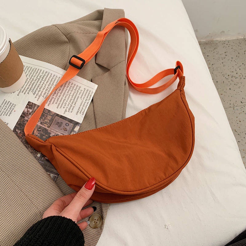 Nylon Crossbody Bag Women's 2022 New Trendy Dumpling Bag Lightweight Small Shoulder Bag Underarm Bag All-Match Canvas Bag W1fW
