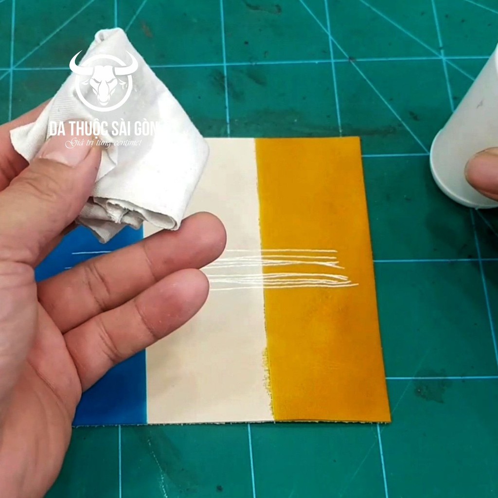 Chai Xóa Mực Viết Nhũ Không Bay Màu Da Thuộc - Da Thuộc Sài Gòn