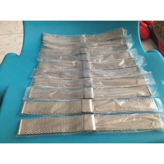 Dây đồng hồ kim loại