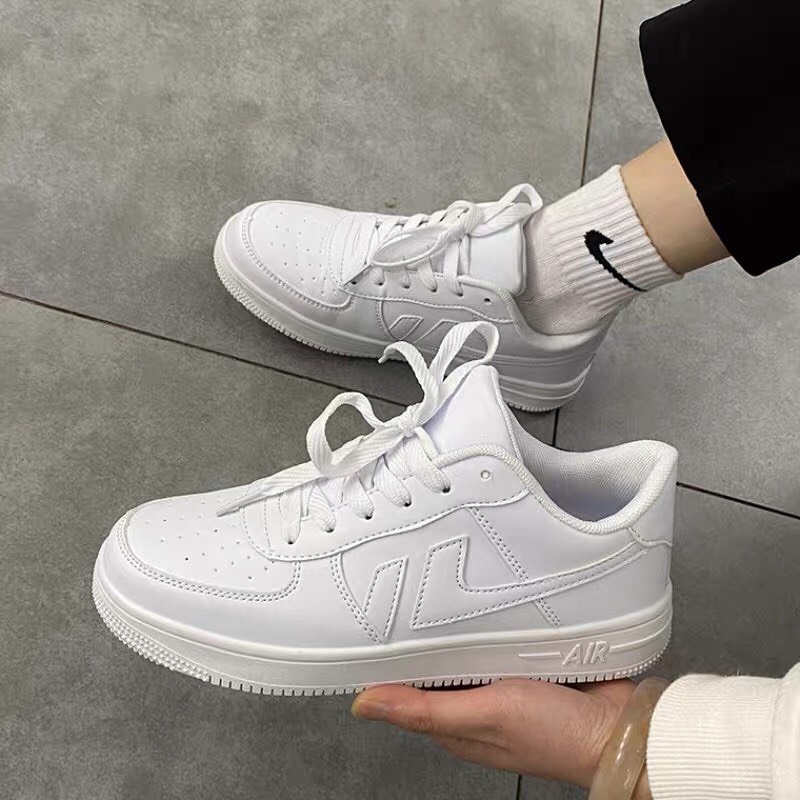 ( siêu rẻ) Giày thể thao độn đế siêu nhẹ