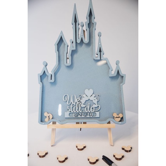 Hộp Thả Tim Lâu Đài Cổ nền gỗ  Wedding Guestbook| Thao Wedding Guestbook