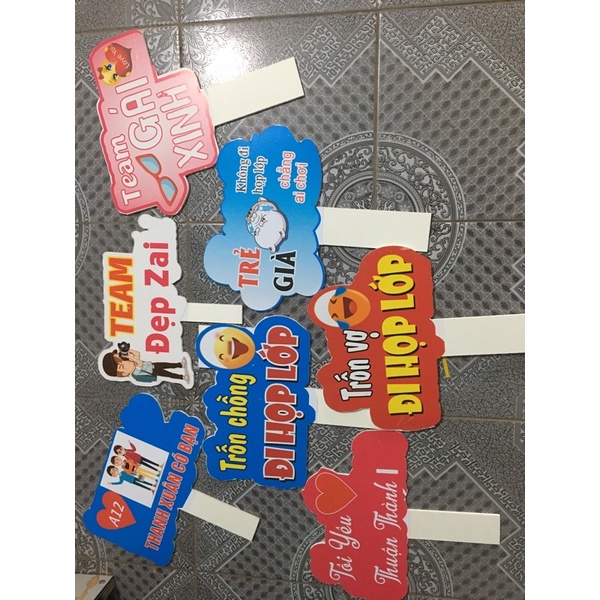 hashtag cầm tay theo yêu cầu