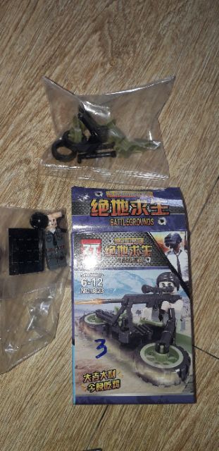 Lắp ráp 1 hộp LegoBattle xe mô tô 0823 có nhiều chi tiết bằng nhựa ABS
