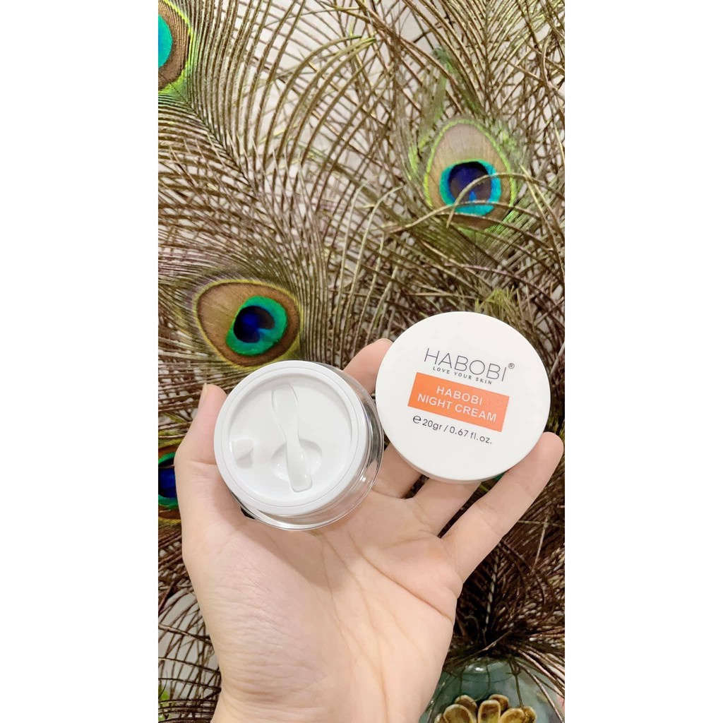 Kem dưỡng ẩm, trắng da, phục hồi nám  - ngày / đêm HABOBI NM CREAM