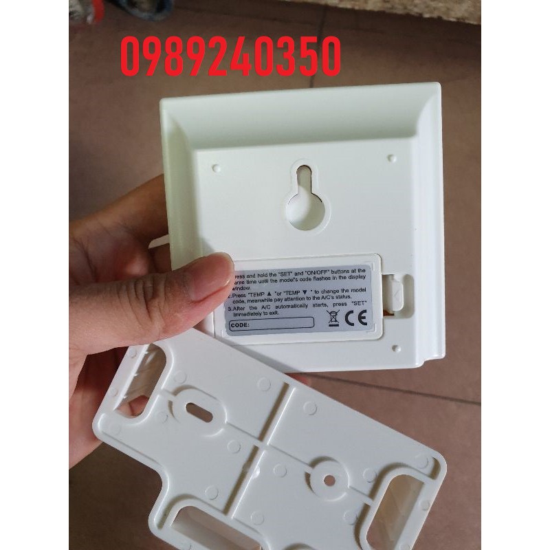 Điều khiển điều hòa âm trần đa năng gắn tường