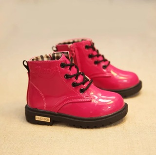 boot da bóng ngắn cổ