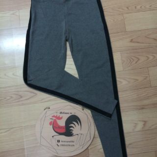 Quần Legging Xám 1 Sọc Đen #AGE2X