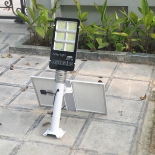 ĐÈN NĂNG LƯỢNG MẶT TRỜI BC300W