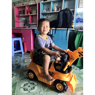 XE CẦN CẨU CHẠY  CHO BÉ 11bb