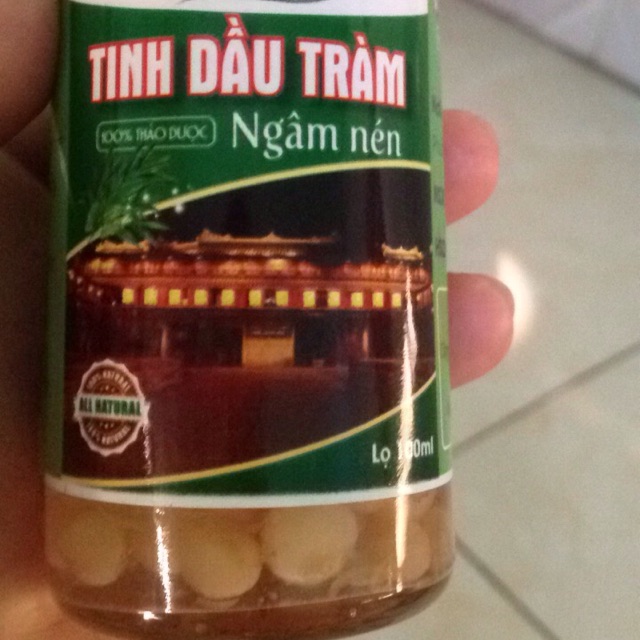 Tinh dầu tràm ngâm củ nén( củ hành tăm)