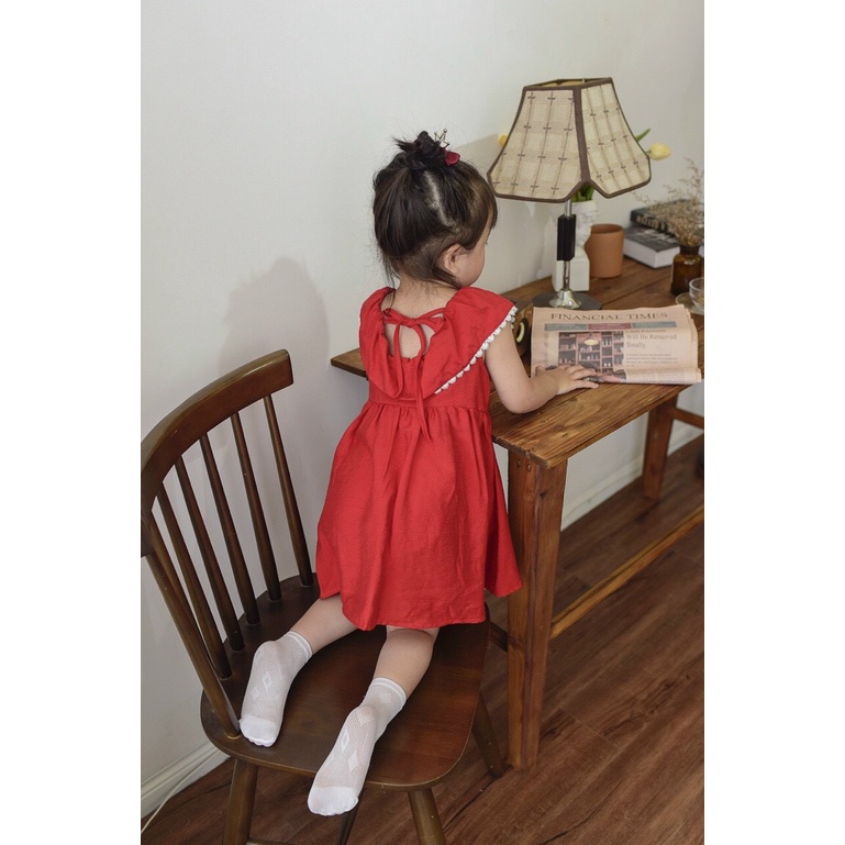 Váy Đầm bé Gái chất Đũi Xước Thắt Nơ Sau vai nhún bèo tiểu thư