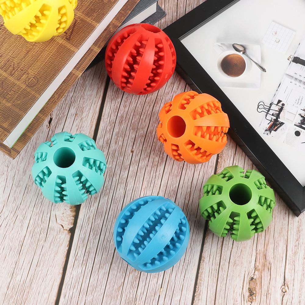 Quả Bóng Cao Su Mềm 5 / 6cm Đựng Thức Ăn Cho Thú Cưng