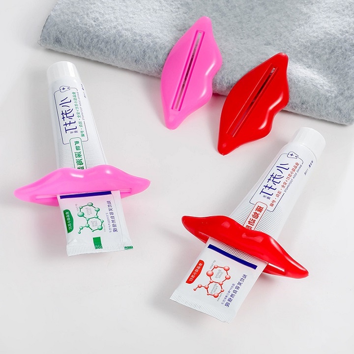 Kẹp nặn kem đánh răng - sữa rửa mặt hình đôi môi (KKM02)