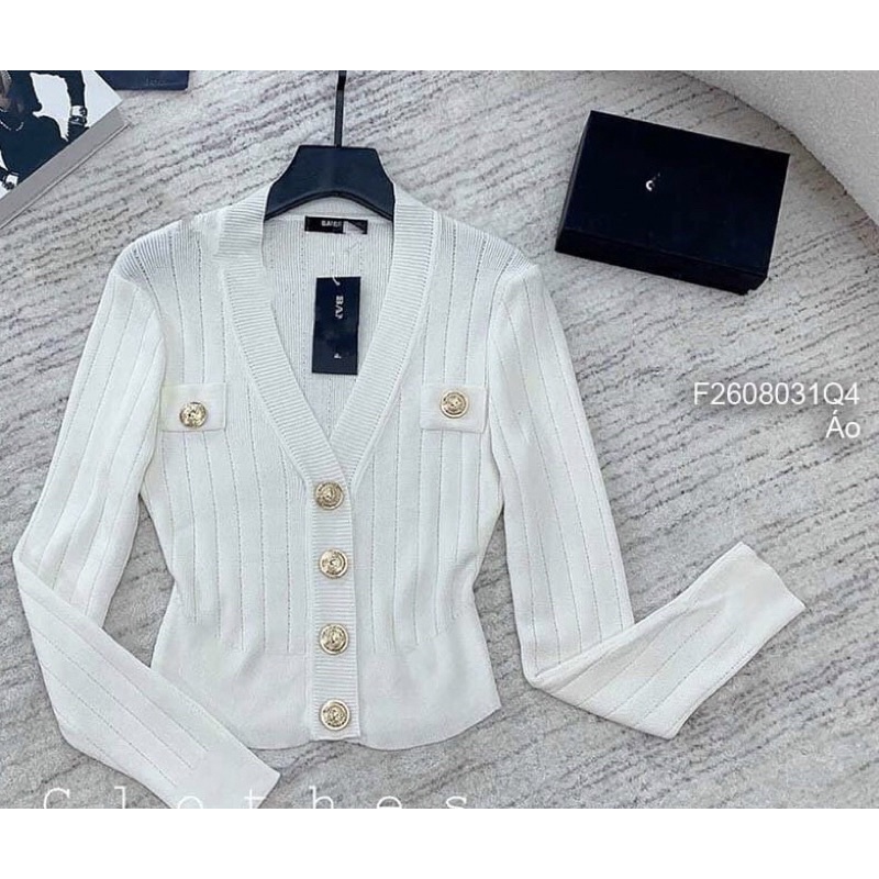 Áo len cổ V dài tay 4 nút đắp hai nắp túi TT2608
