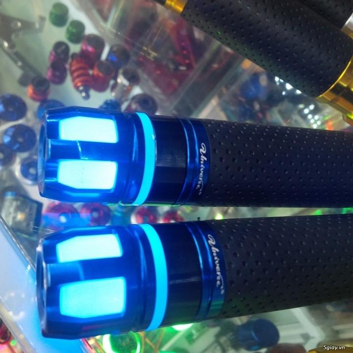 Bao Tay Xe Máy Rizoma Mẫu Gù Xoay Có Đèn Led Bọc Tay Lái Cho Xe Sirus Wave Exciter Winner SH...