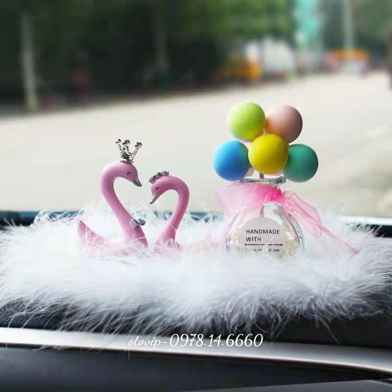 SET 2 thiên nga trang trí taplo xe ô tô