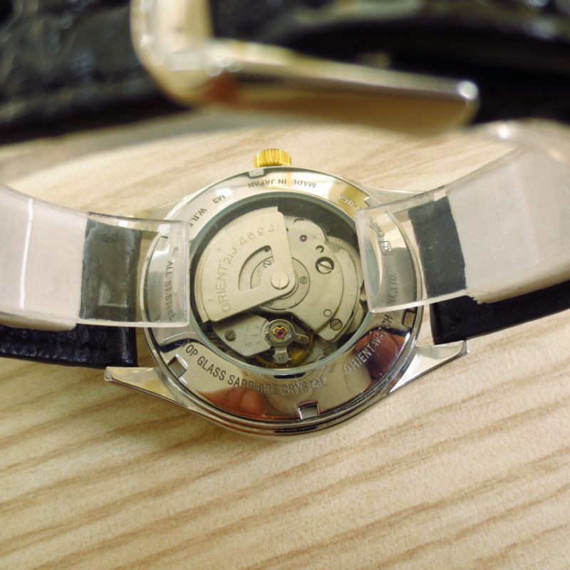 Đồng hồ nam hiệu ORIENT nhật bản máy cơ tự động tích cót khi đeo