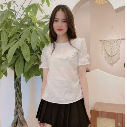Áo Sơ Mi Ngắn Tay Chất Đũi Cổ Áo Phối Bèo Và Sọc Ren V303
