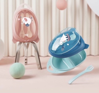 Bộ bát dùng để tập ăn dặm cho bé