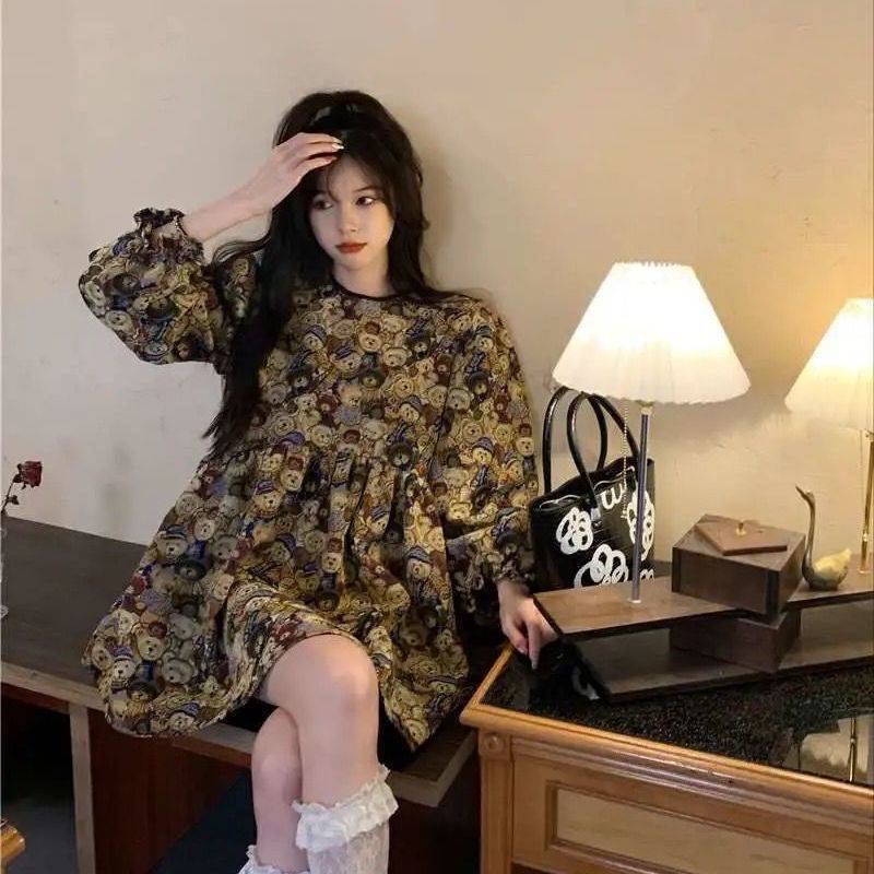 Đầm Dáng Rộng Tay Phồng Họa Tiết Gấu Dễ Thương Thời Trang Mùa Thu Phong Cách Retro Mùa Thu 2020 Cho Nữ 2021